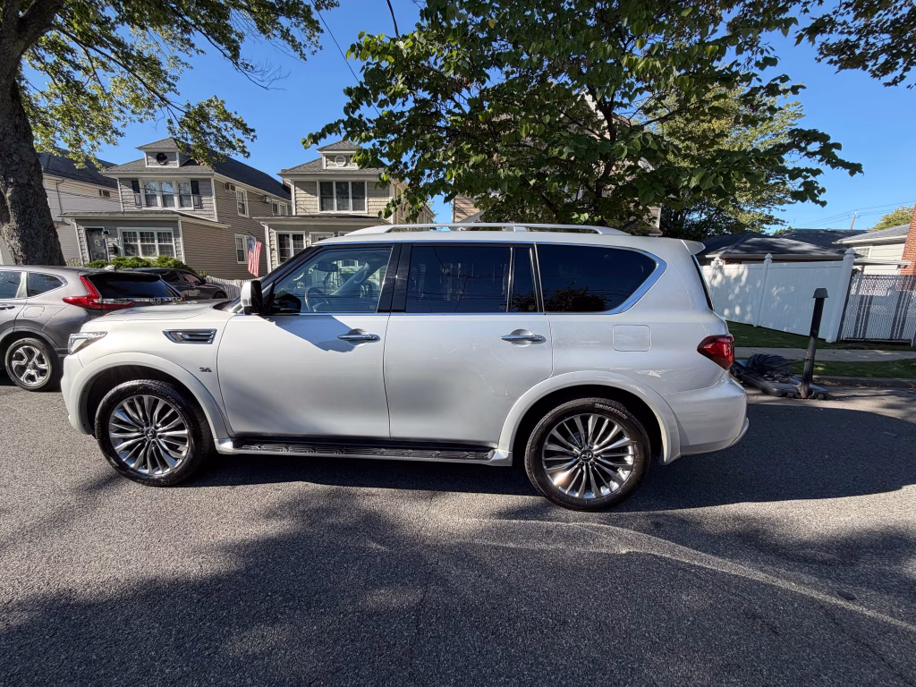 2018 INFINITI QX80 Sport Utility 4D AWD/4WD