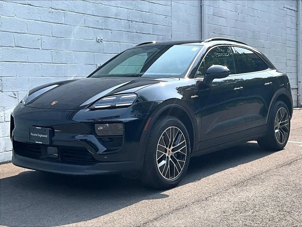 2025 Porsche Macan 4 Electric AWD/4WD