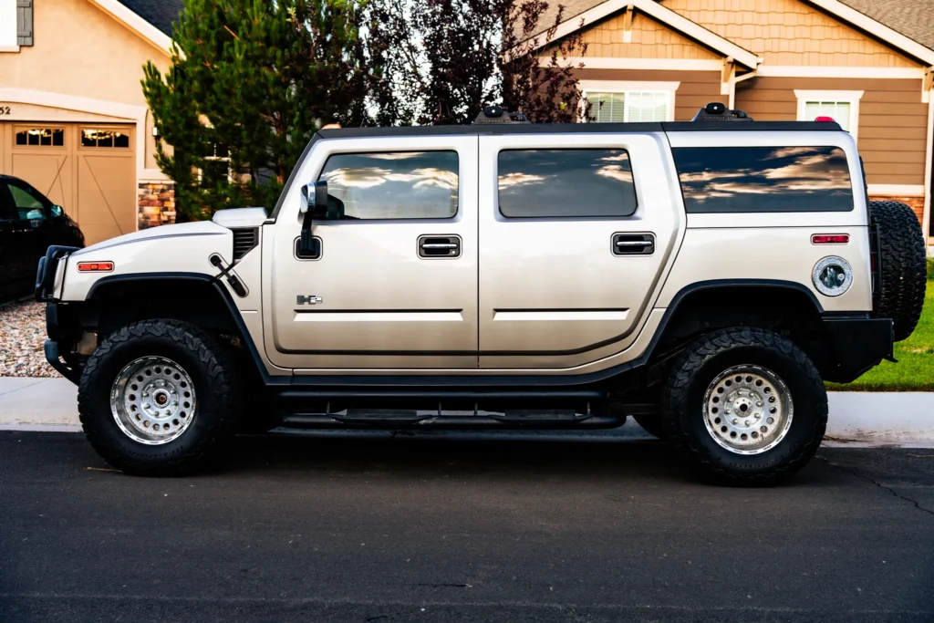 2004 HUMMER H2 Sport Utility 4D AWD/4WD