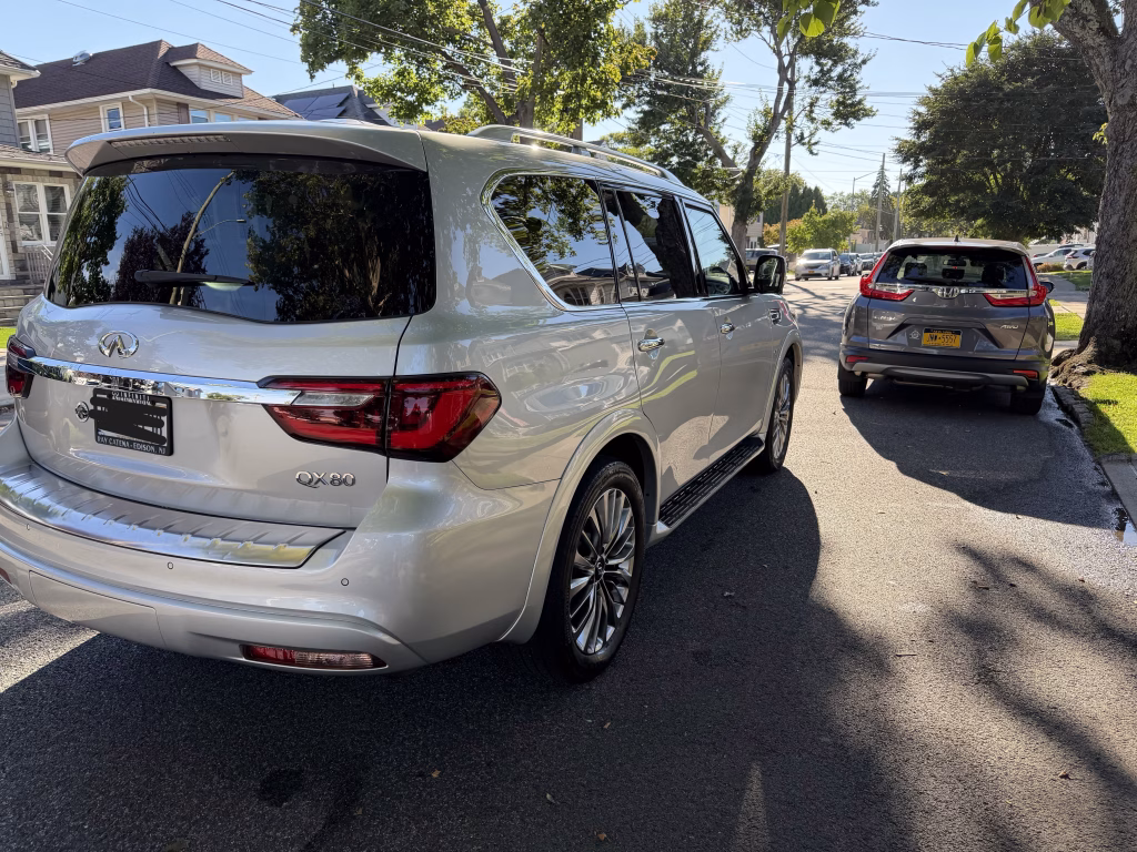 2018 INFINITI QX80 Sport Utility 4D AWD/4WD