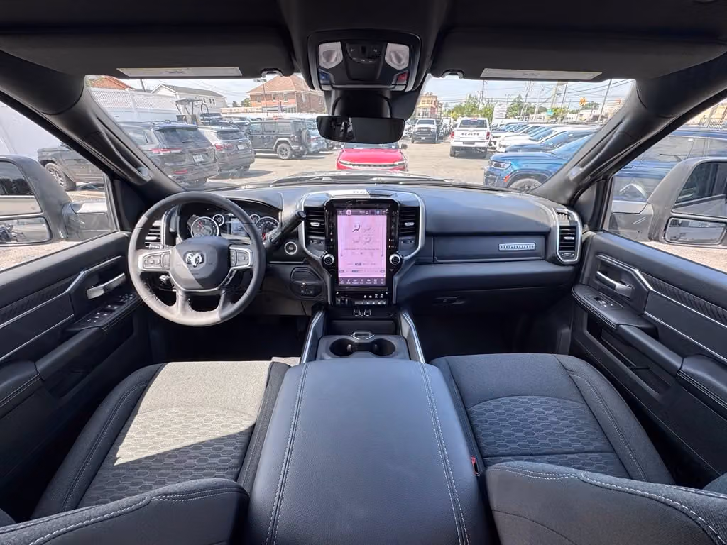 2026 RAM 2500 Big Horn AWD/4WD