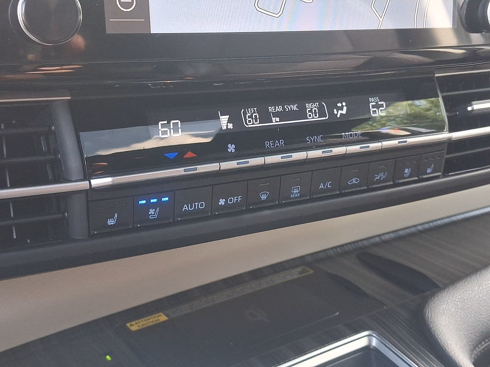 2024 Toyota Sienna Platinum AWD/4WD