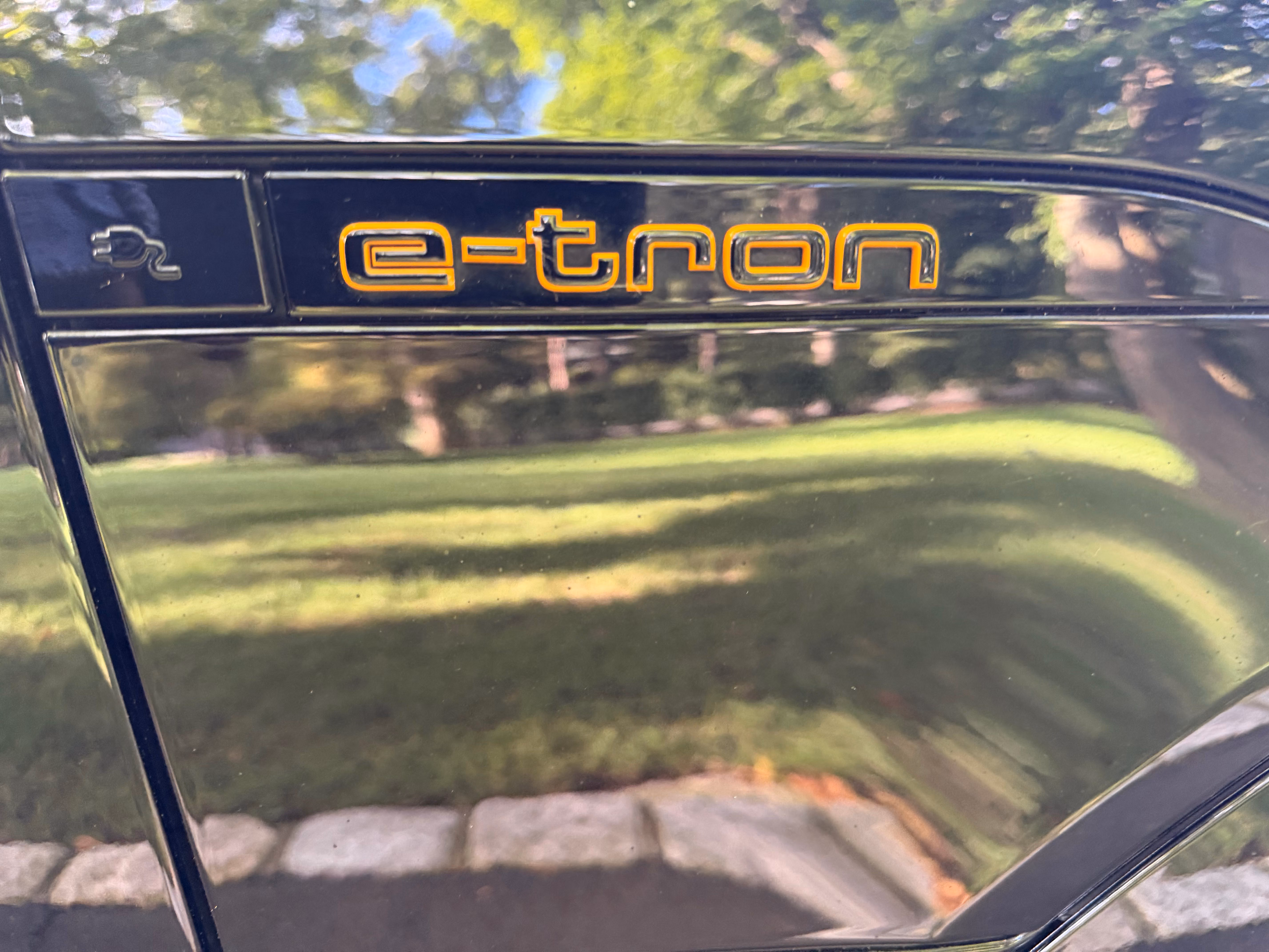 2022 Audi e-tron Premium Plus Sport Utility 4D AWD/4WD