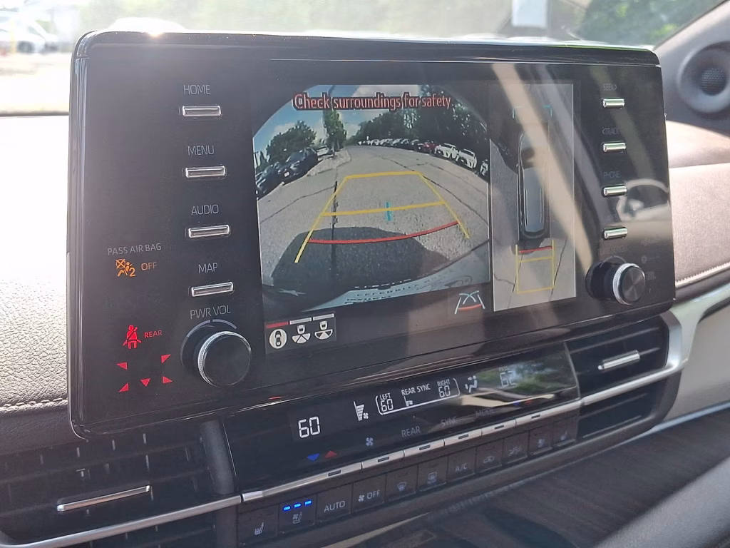 2024 Toyota Sienna Platinum AWD/4WD