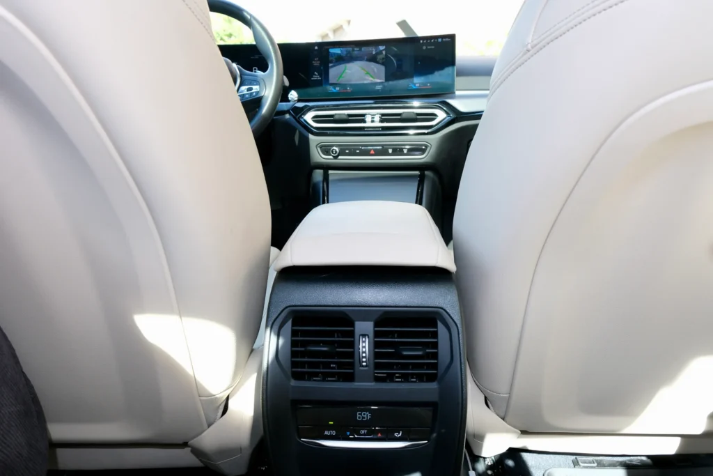 2023 BMW 2 Series 230i Coupe 2D RWD