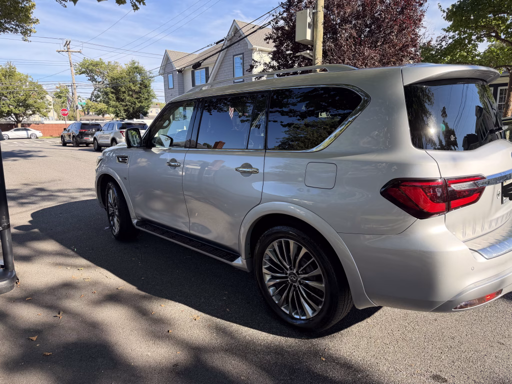 2018 INFINITI QX80 Sport Utility 4D AWD/4WD