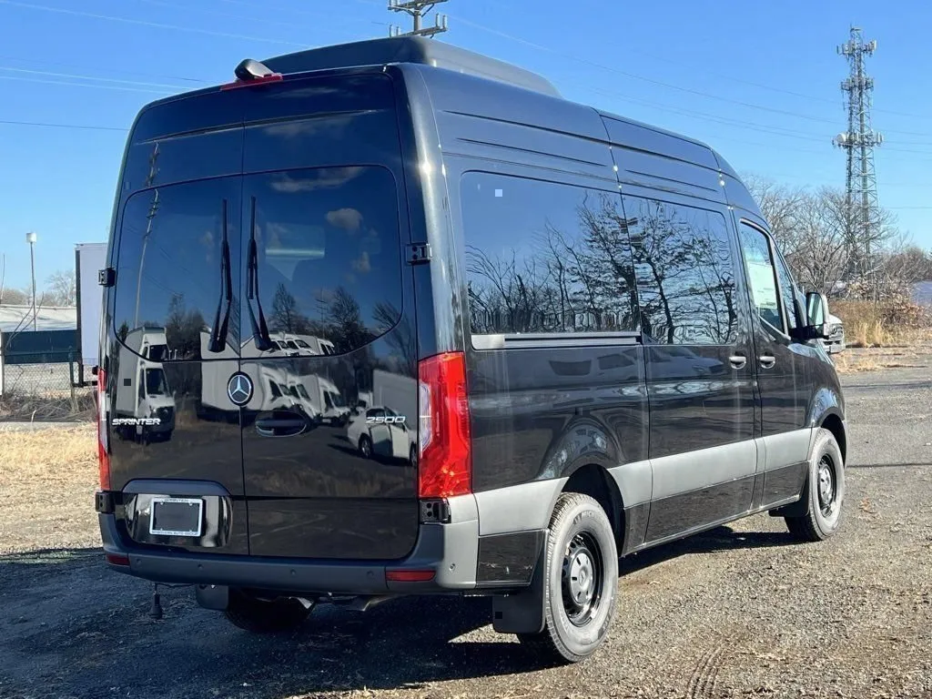 2025 Mercedes-Benz Sprinter 2500