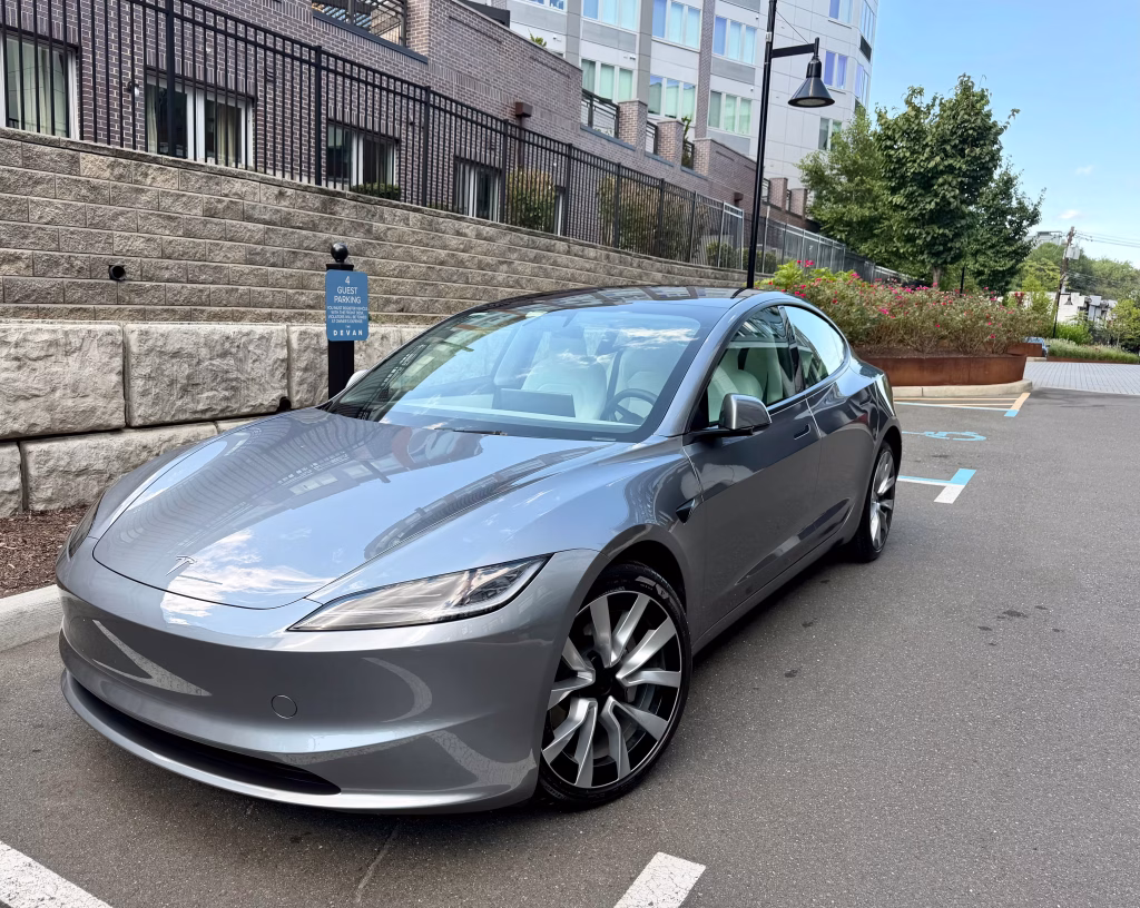 2025 Tesla Model 3 Long Range Sedan 4D RWD