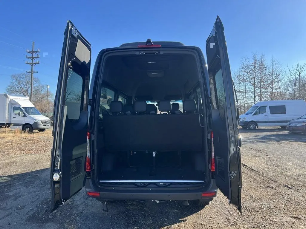 2025 Mercedes-Benz Sprinter 2500