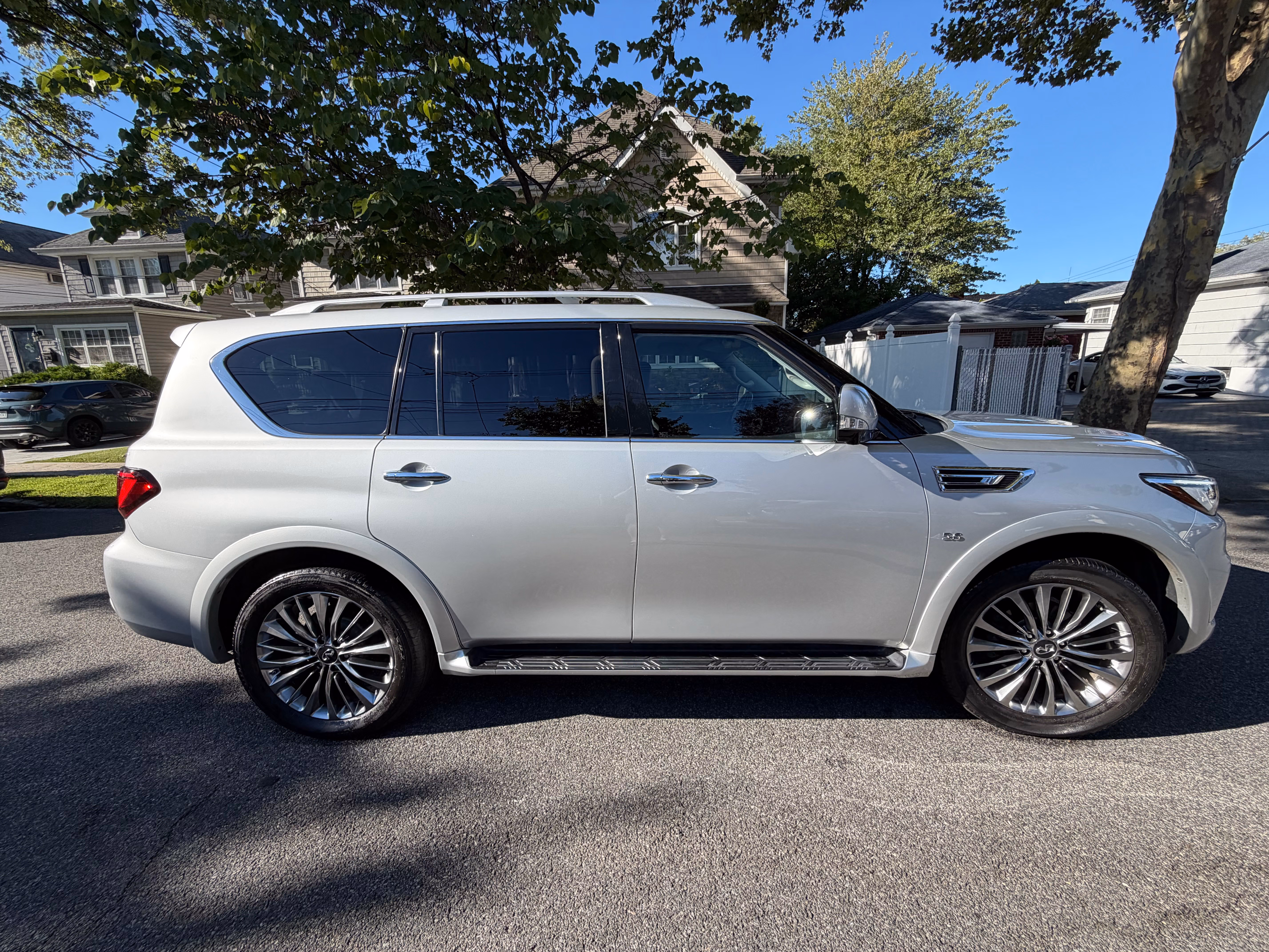 2018 INFINITI QX80 Sport Utility 4D AWD/4WD