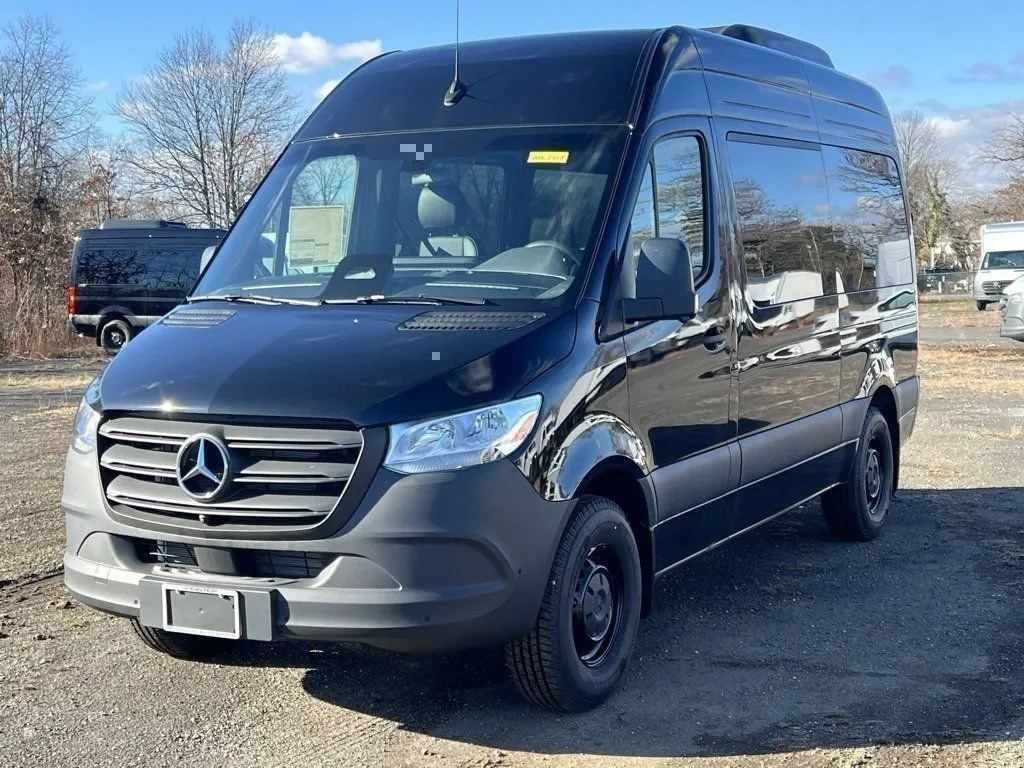 2025 Mercedes-Benz Sprinter 2500
